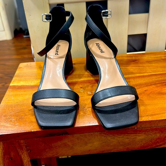 Abound Shoes - Abound Black Strappy Block Heel Sandals